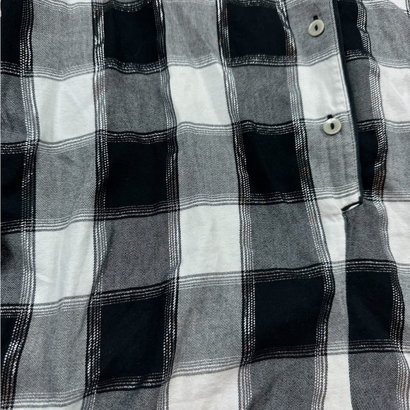 VICTORIA’S SECRET: Black & White Plaid Lounge/ Sleep Romper -Size Small - Picture 4 of 12